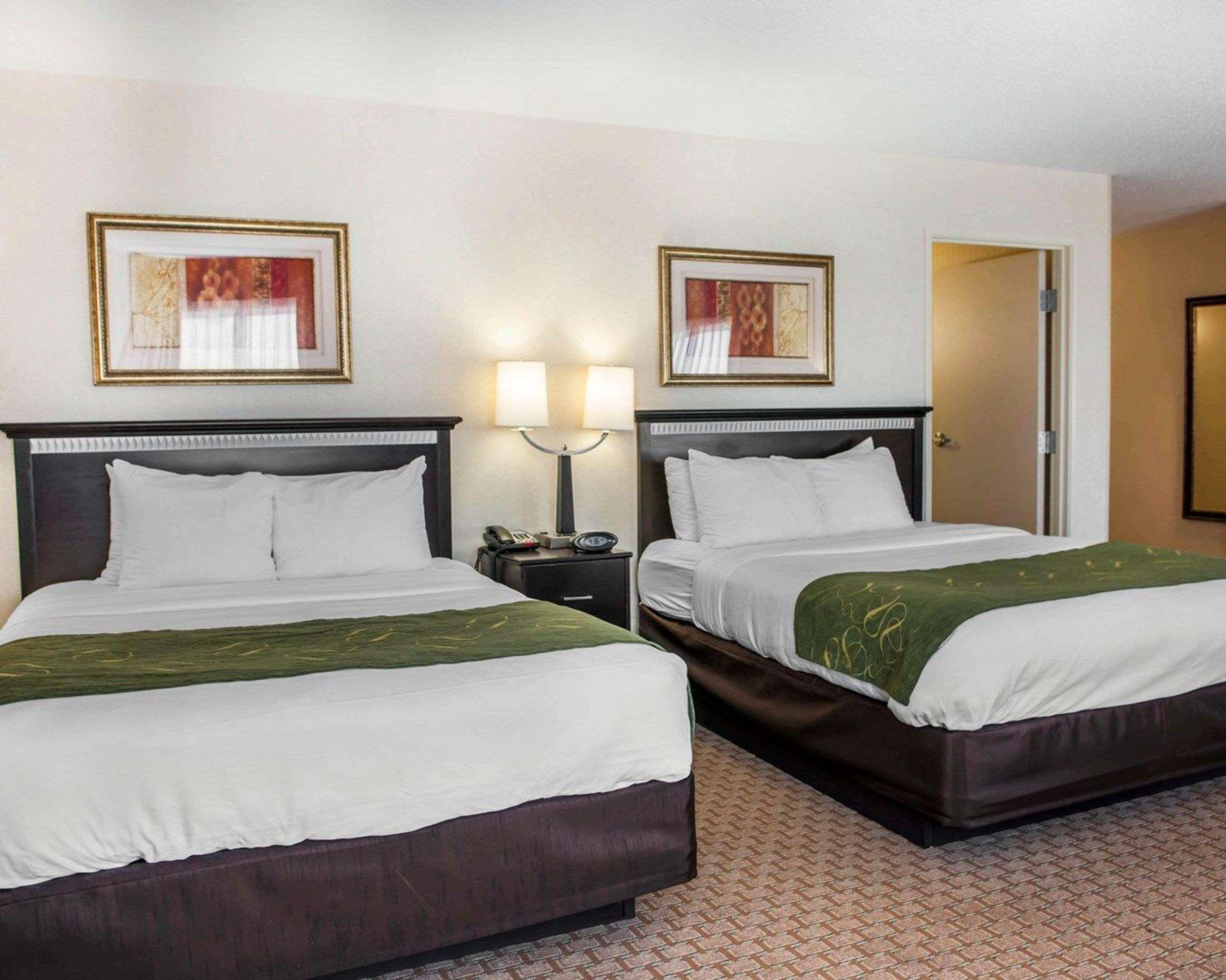 Comfort Suites Southport Extérieur photo