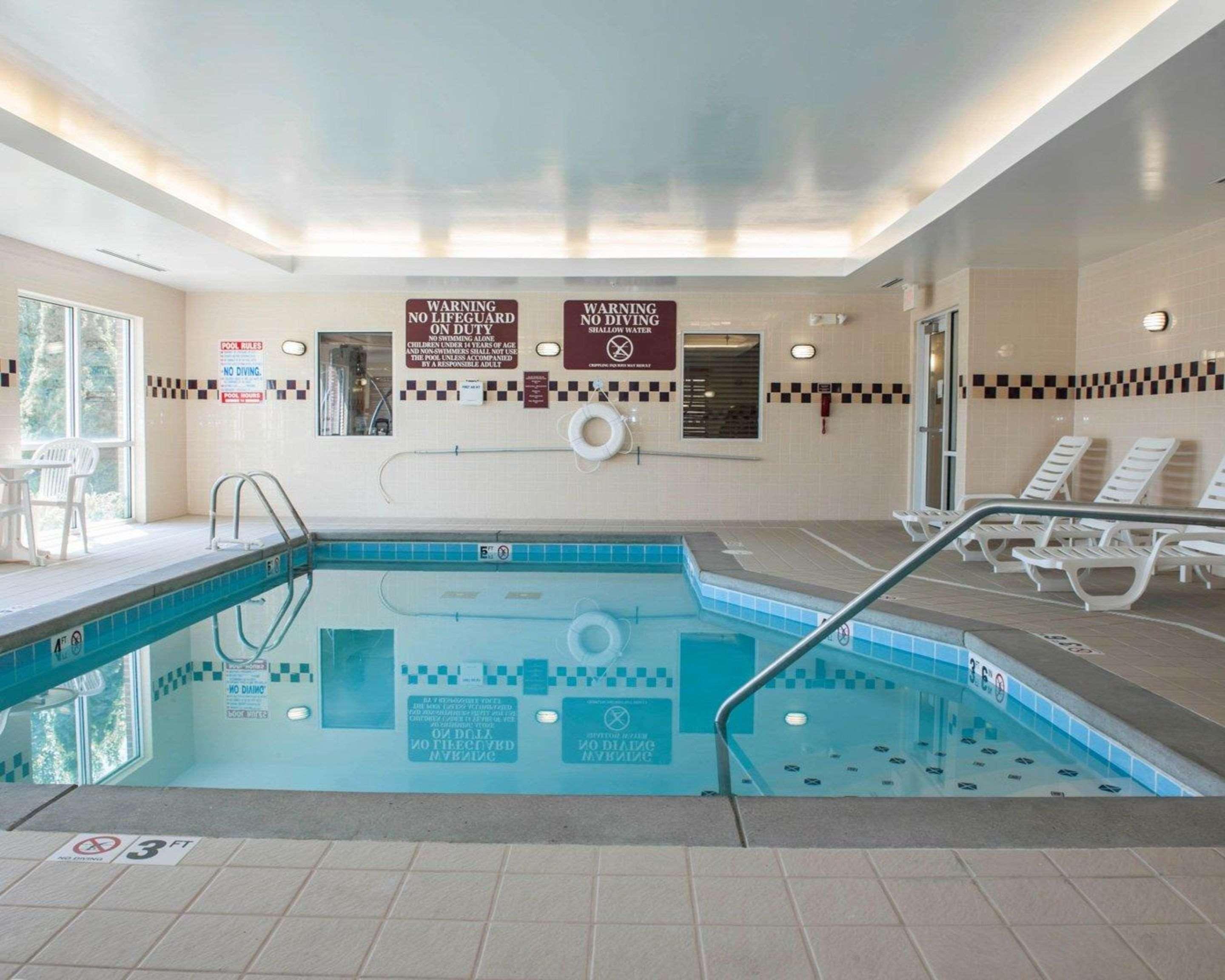 Comfort Suites Southport Extérieur photo