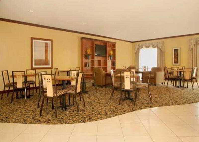 Comfort Suites Southport Extérieur photo